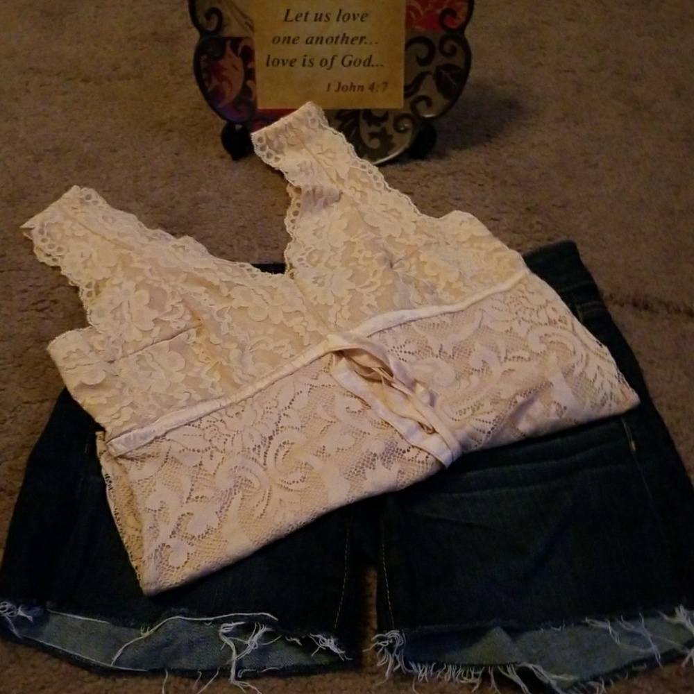 American Eagle stretch shorts w/top